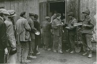 NS-Zwangsarbeit auf Sportanlagen: Fußballplätze des Gedenkens