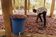 Entwicklungshilfe: Kontrolle ist gut, Vertrauen ist besser