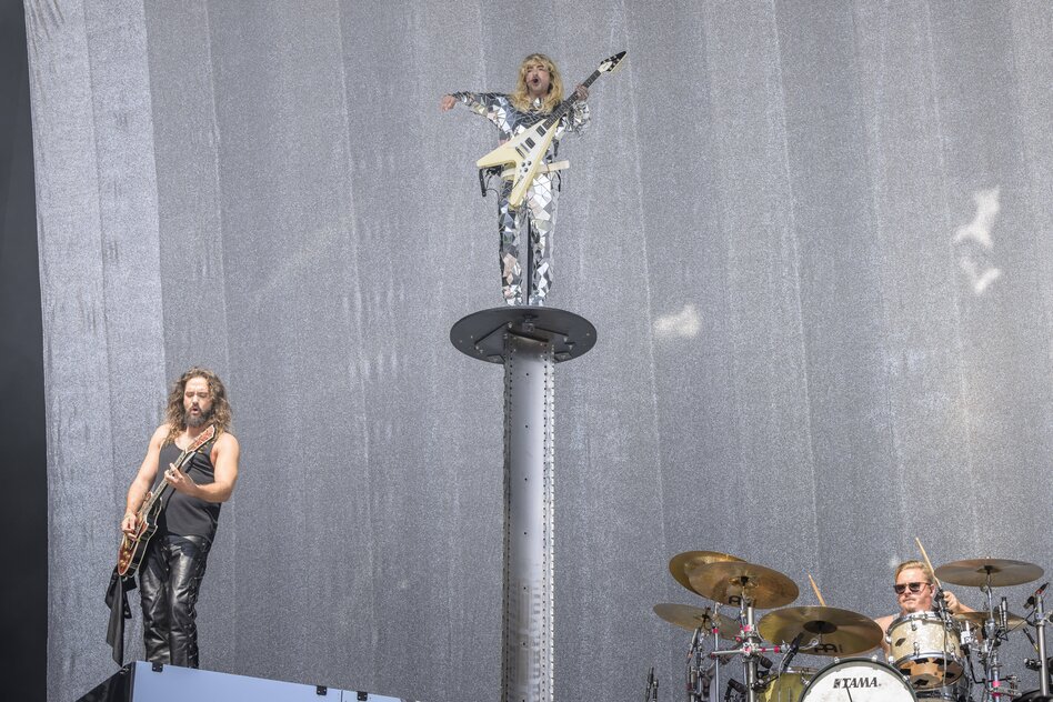 Tokio Hotel beginnen Europatour: Honig, Senf und Schlafmasken