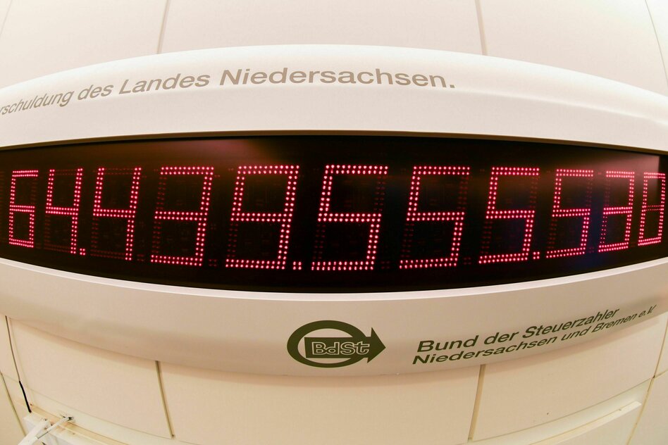 Wendemanöver durch Merz: Fundamentale Änderungen der Schuldenbremse