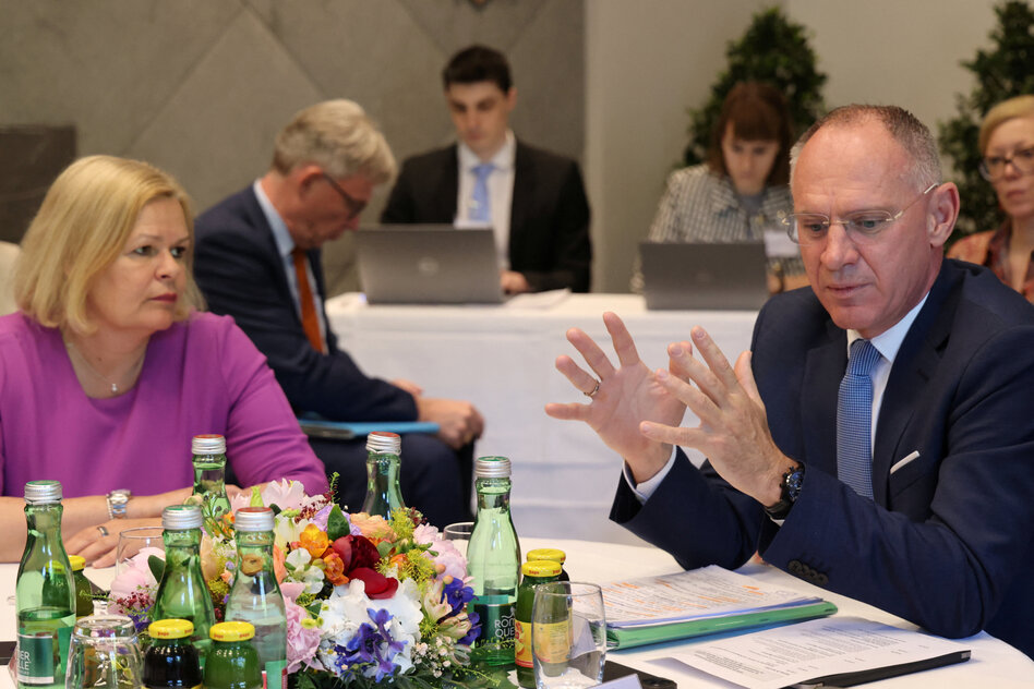 Faesers letzte Amtstage: Grenzkontrollen zur Migrationsbekämpfung – ja oder nein?