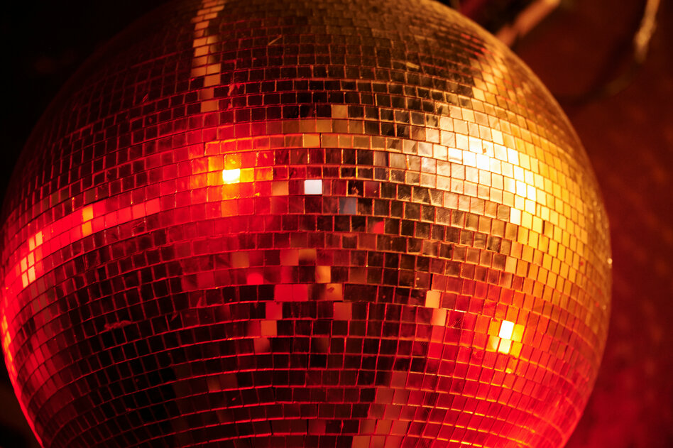 Berliner Clubs unter Druck: SchwuZ feuert ein Drittel der Belegschaft