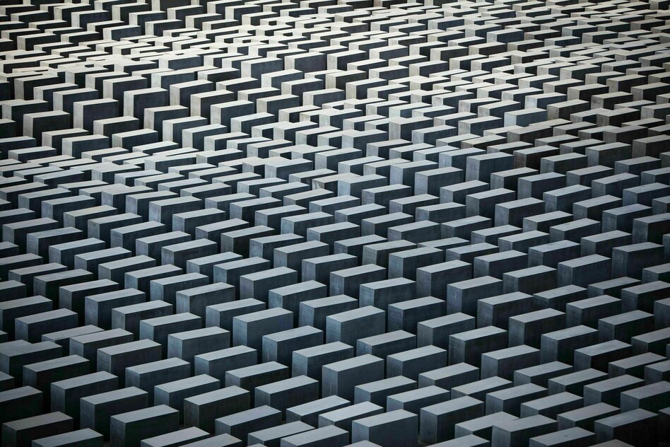 Gefühle der Ohnmacht: Mit Wissenschaft gegen Judenhass