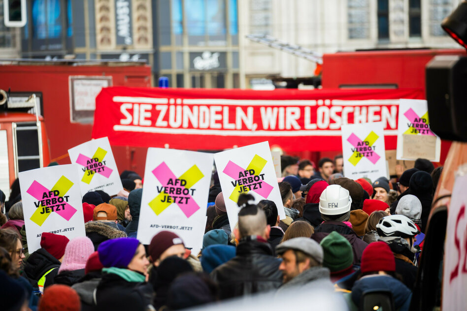 Gesichert rechtsextreme Partei: Rufe nach einem AfD-Verbot werden lauter