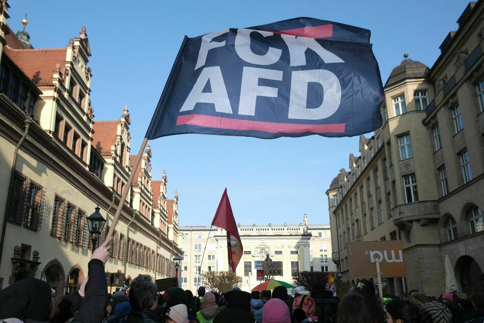 Klage gegen Einstufung: Verfassungsschutz nennt AfD vorläufig nicht mehr rechtsextrem
