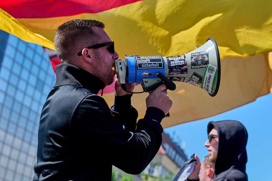 Politisch motivierte Kriminalität: Rechtsextremes Werk und Dobrindts Beitrag