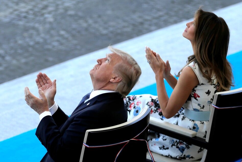 +++ USA unter Trump +++: Unheiliger Stuhlgang aus dem Weißen Haus