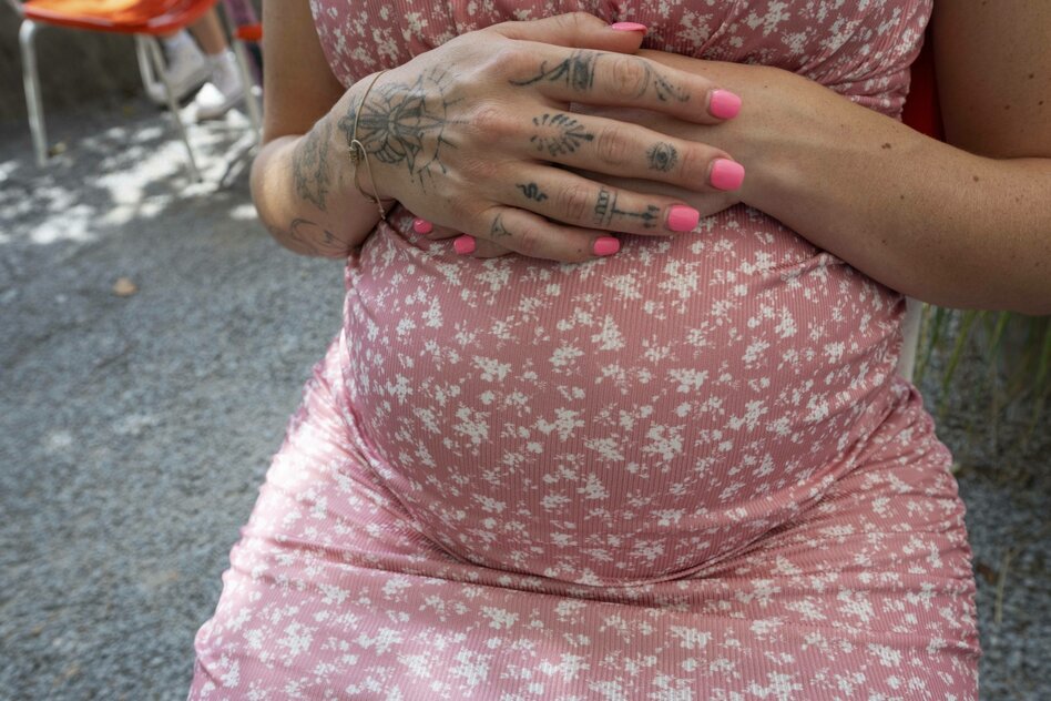 Spanien: Staatsanwaltschaft stoppt Kampagnen für Leihmutterschaft