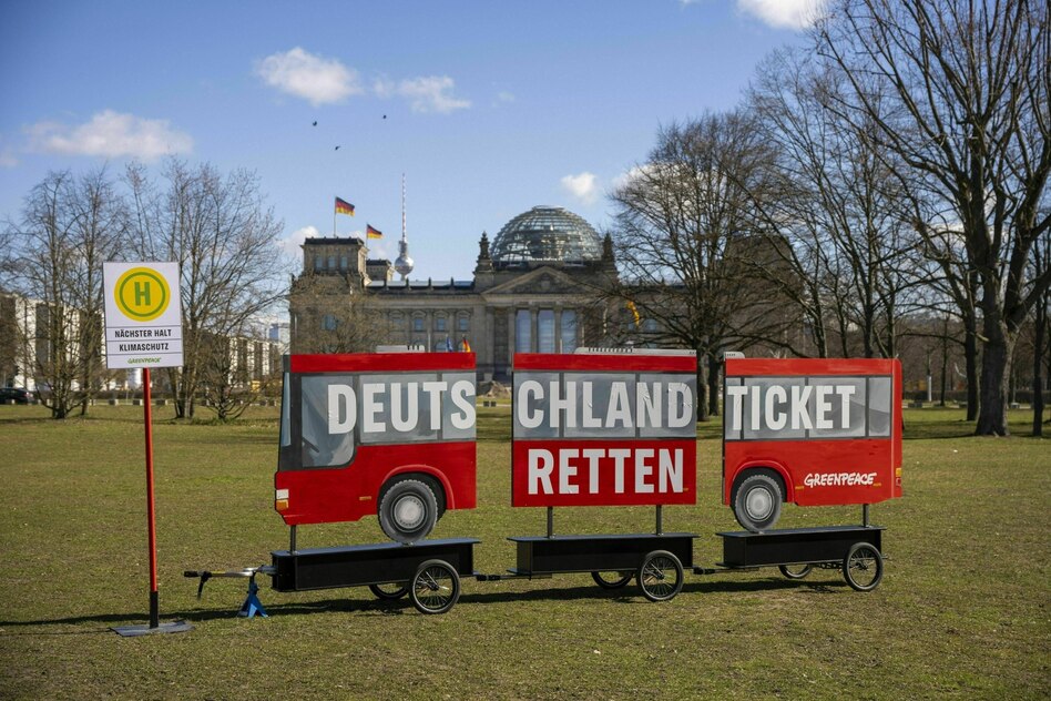 Das ändert sich 2026: Mindestlohn steigt, aber Deutschlandticket wird teurer