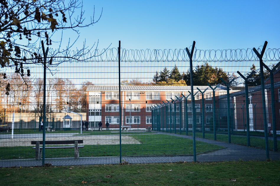 Geplantes Abschiebegefängnis in NRW: Ein falsches Signal, sagt der Priester