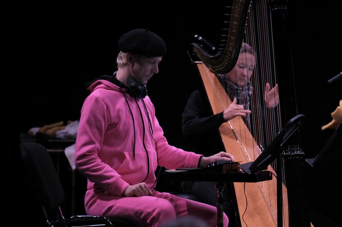 Softe Harfe und harsche Elektronik: Das Ensemble Contrechamps beim Festival in Huddersfield