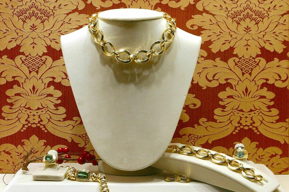 Kinder fragen, die taz antwortet: Wie können sich die Reichen durchsetzen, obwohl sie in der Minderheit sind?