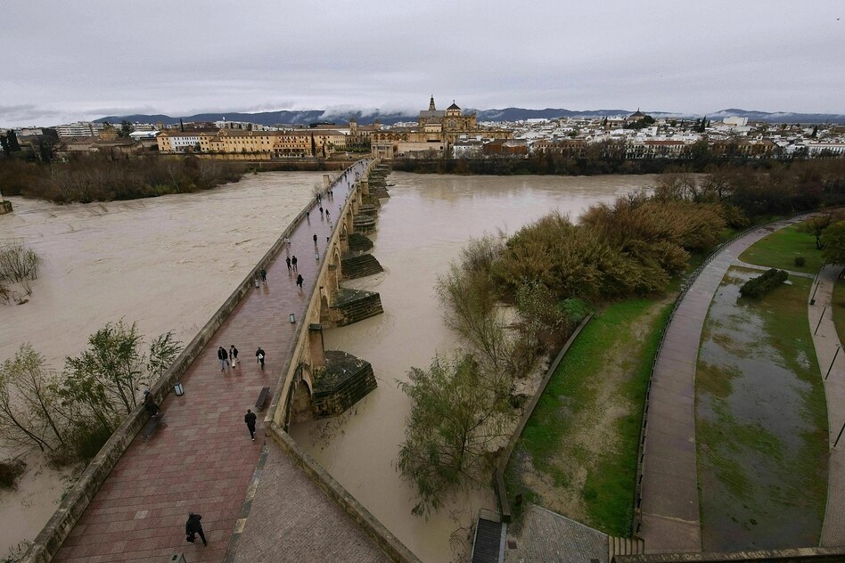 Spanien, Portugal, Marokko: Der Süden steht unter Wasser
