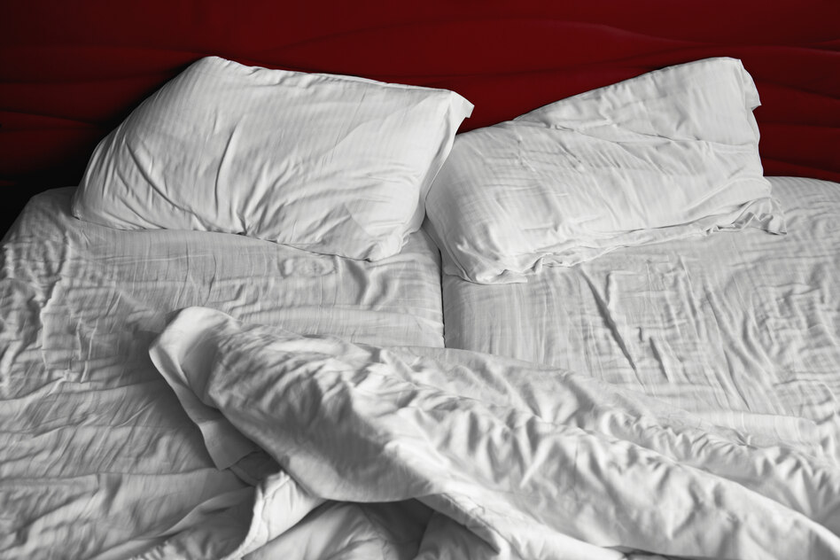 Care-Arbeit in Beziehungen: Wer macht das Bett?