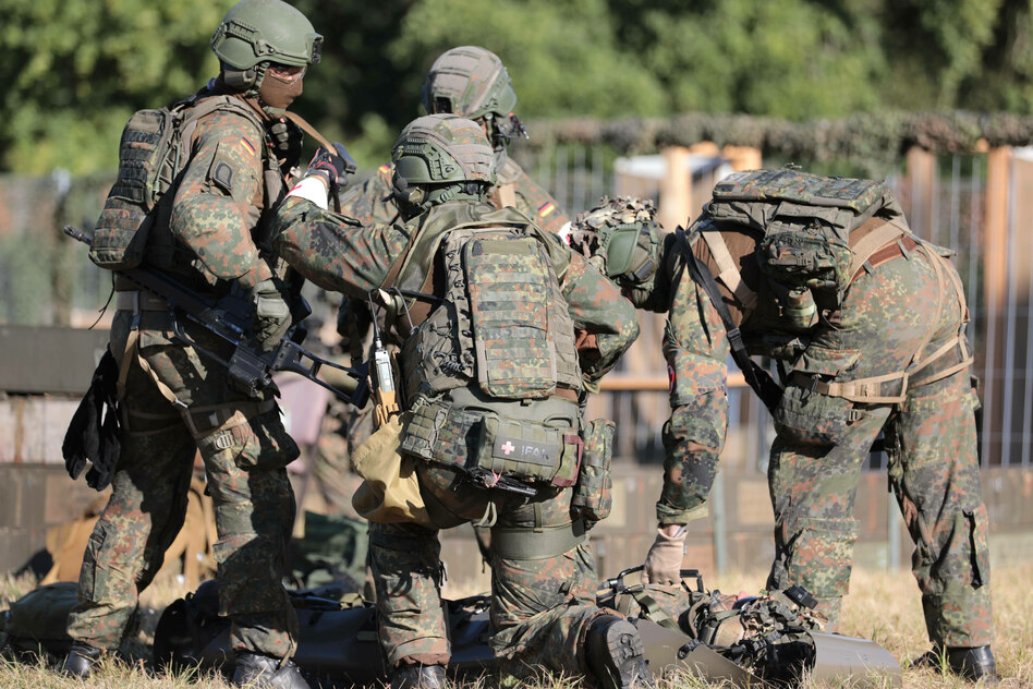 Fallschirmjäger-Skandal: Bundeswehr nennt Zahlen