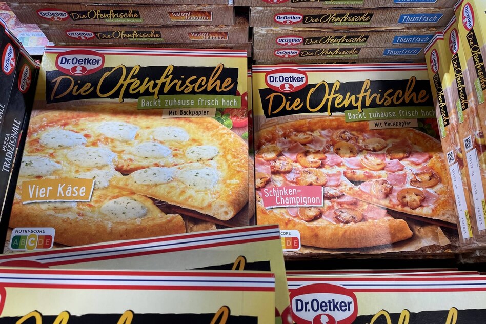 Unendliches Marketing: Pizza Cinque Formaggi, Cola One und 6-Minuten-Terrine