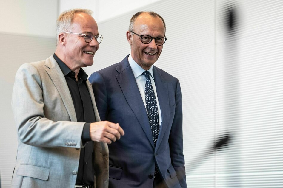 Kanzler besucht SPD-Fraktion: Merz kommt nochmal zum Schnuppern