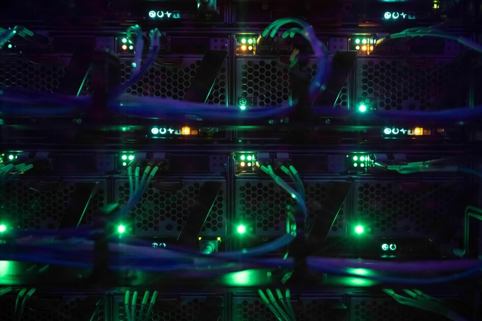 Keine Öl-, Gas- und Waffenkonzerne: Aus der Cloud schmeißen, bitte!