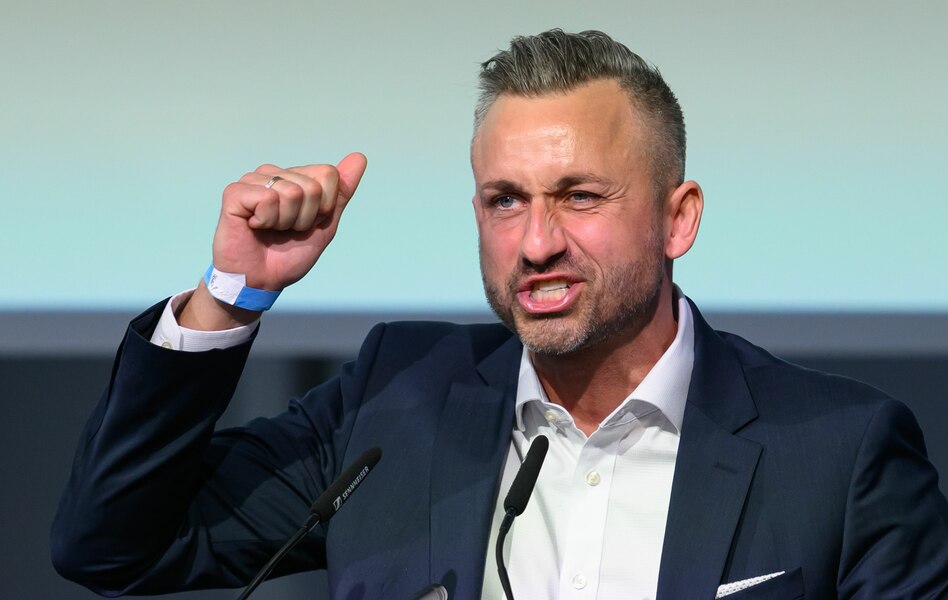 Vor Landtagswahl in Sachsen-Anhalt: Absolute Mehrheit für AfD rückt näher