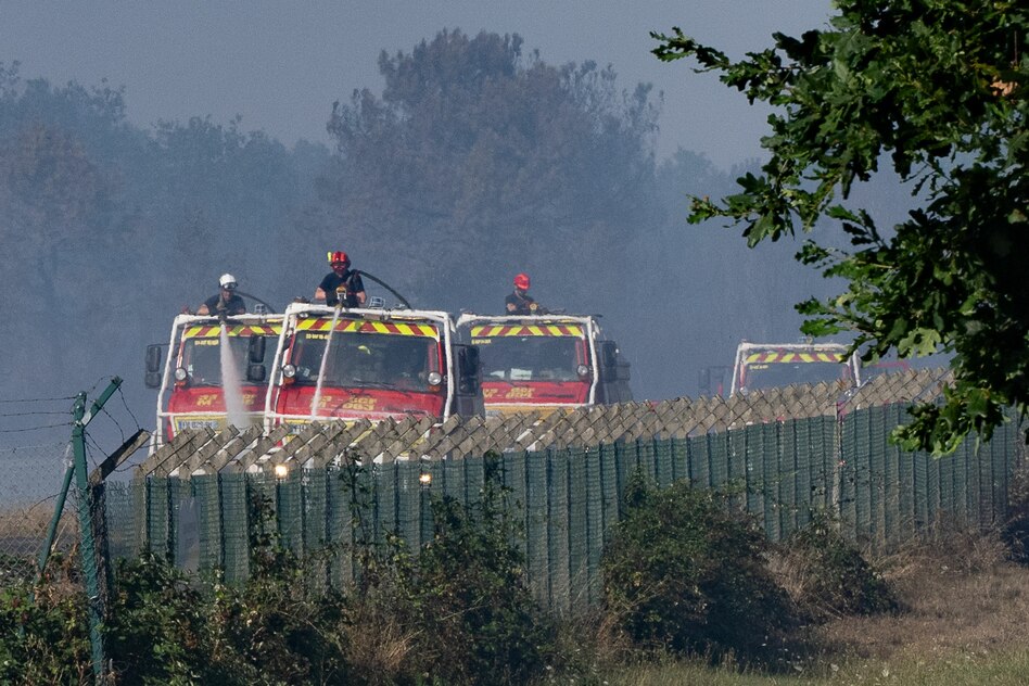 Waldbrände in Südeuropa: 10.000 Touristen an französischer Atlantikküste evakuiert