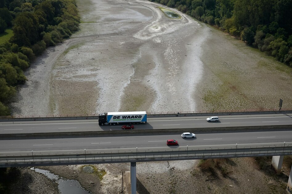 Folgen des Niedrigwassers: Rheinschifffahrt droht die Zweiteilung