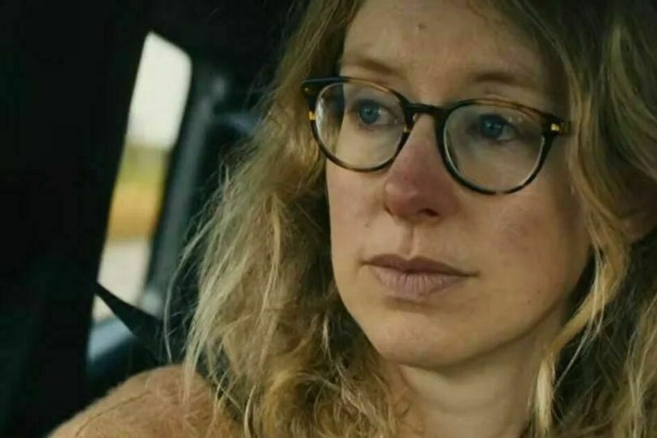 A24-Doku über Elizabeth Holmes: Der perfekte Trailer