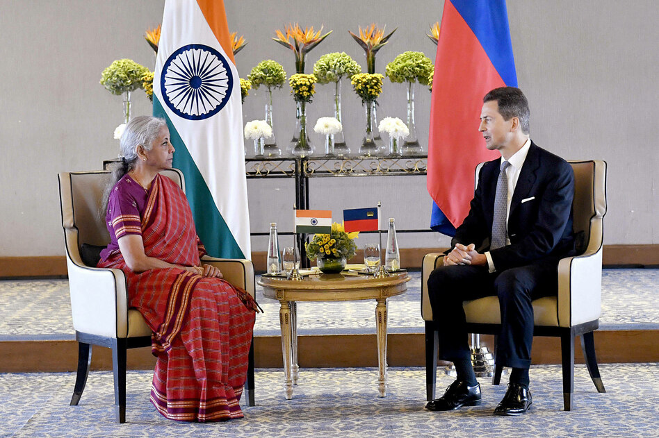 Liechtenstein zu Besuch in Indien: 100 Milliarden US-Dollar für Indien