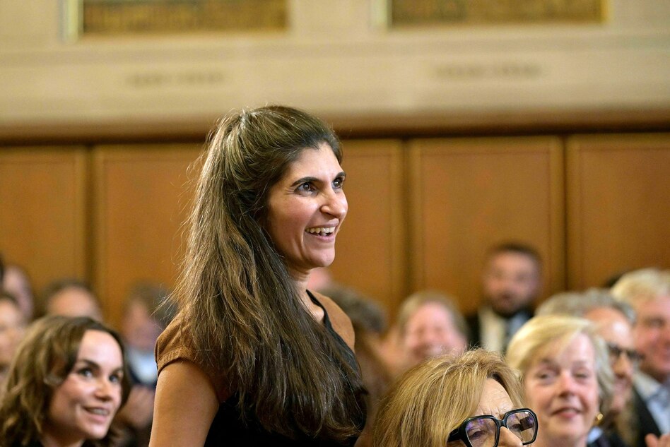 Shida Bazyars Rede beim Buchpreis: „Es gibt keine Minderheit, die nicht Grund zur Sorge hat“